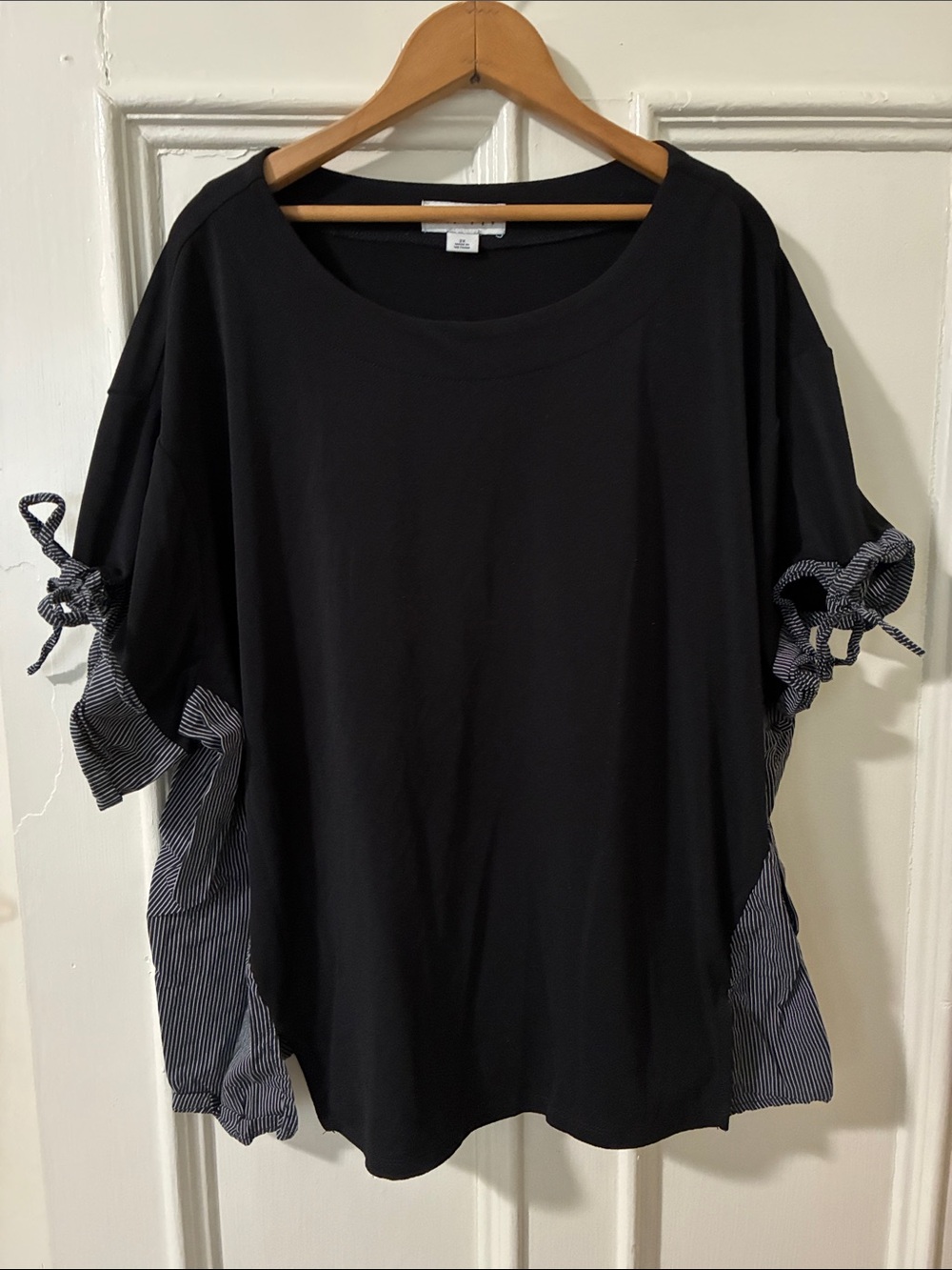 Ava & Viv Black White Striped Short Sleeve Top Size 2X